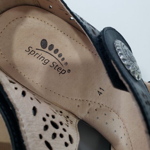 Spring Step Women's Genuine Leather Shoes with Cut-outs, Size 41 - Picture 2 of 8